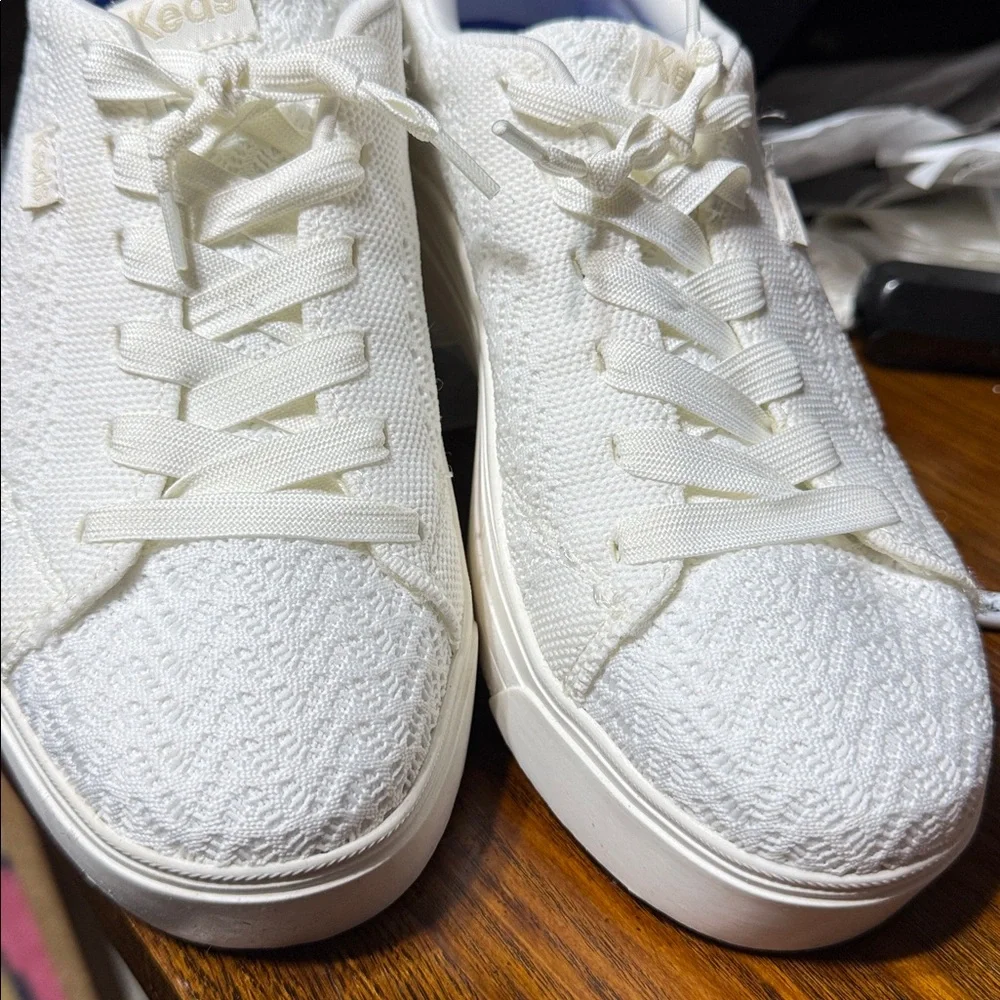 Keds Cream Lace-Up lightweight blissarch textile Sneakers Size 7W